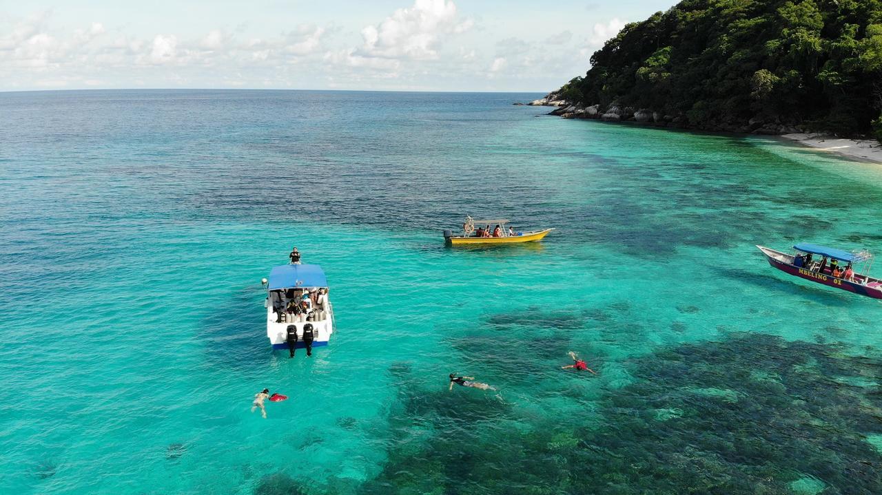 Aman Tioman Beach Resort Kampung Genting Exterior foto