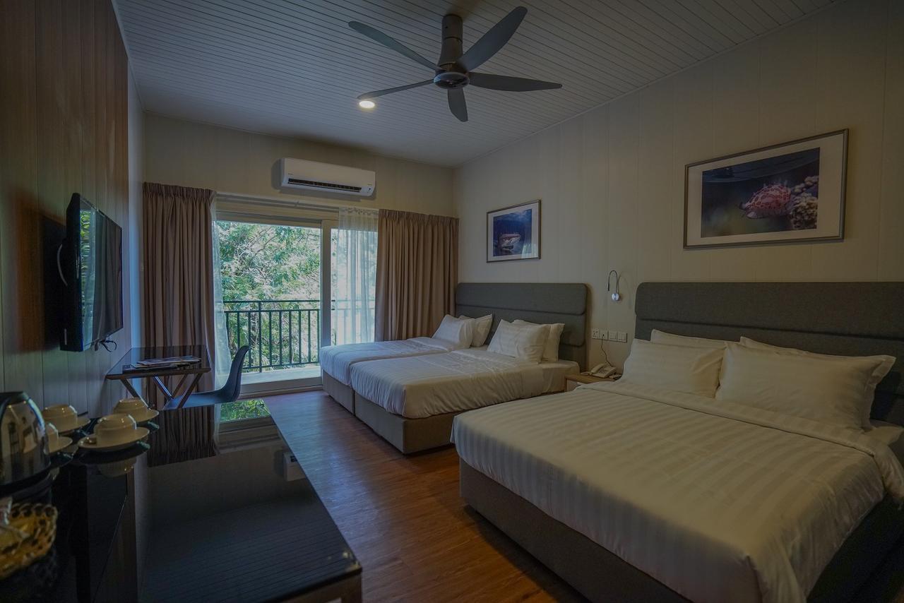 Aman Tioman Beach Resort Kampung Genting Exterior foto
