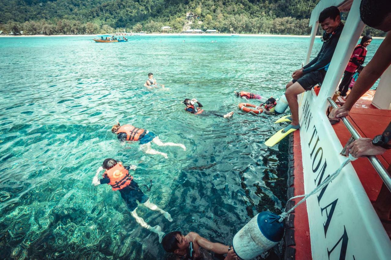 Aman Tioman Beach Resort Kampung Genting Exterior foto
